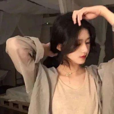 彩凤云裳